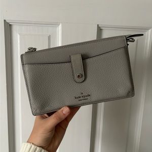 Kate spade clutch purse with crossbody strap